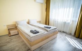 Apartment Yana